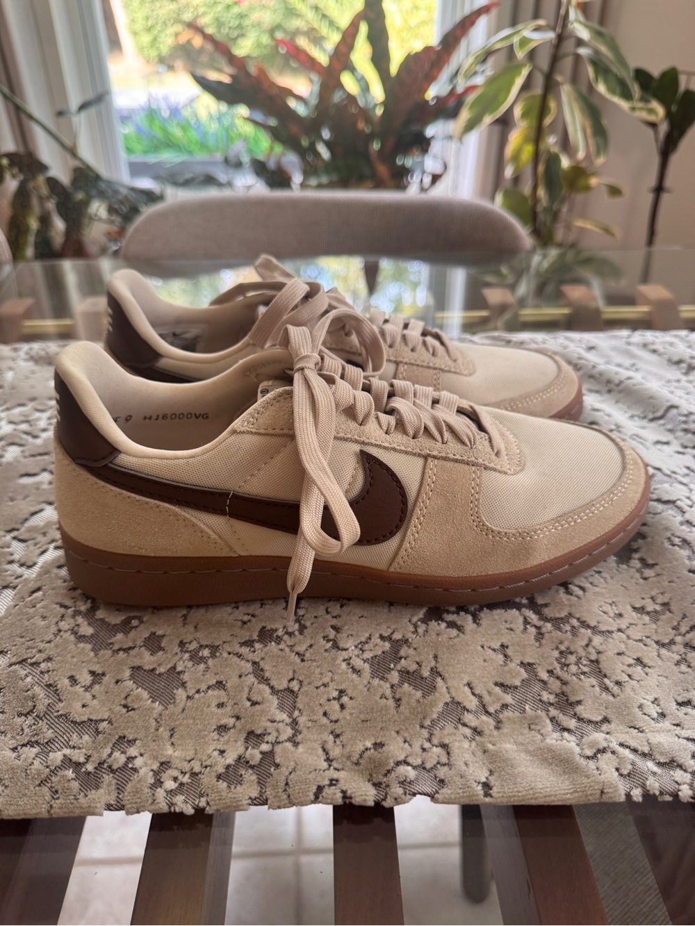 Nike Women’s Field General Beach Cacao Wow Gum' size 9